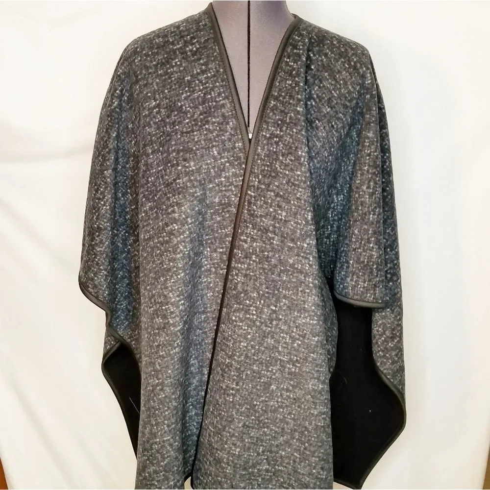 Ike Behar‎ Gray Cape Poncho